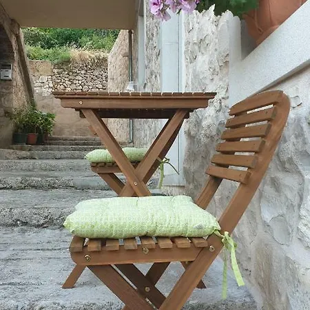 Biserka Apartment Pitve